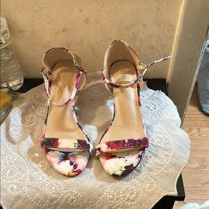Dream Pairs Colorful Floral Heels